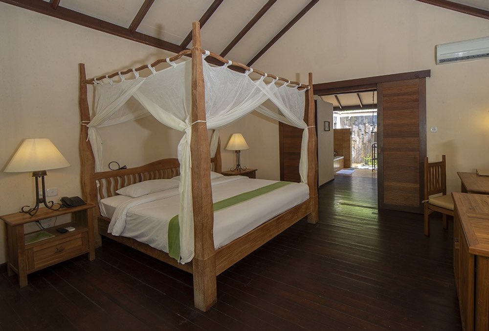 Jacuzzi Beach Suite